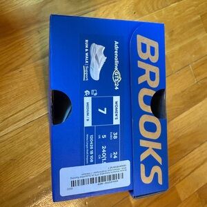 Brooks Adrenaline GTS 24